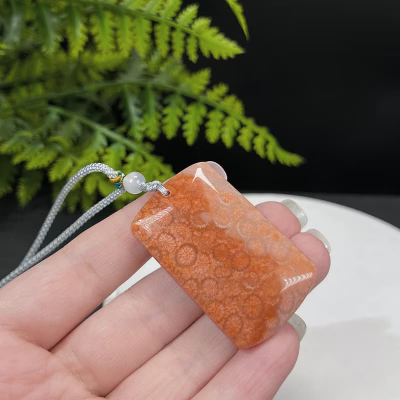 天然漸變橘粉珊瑚玉吊墜冰潤高瓷玉化檸檬片長方形無事牌時尚魅力
