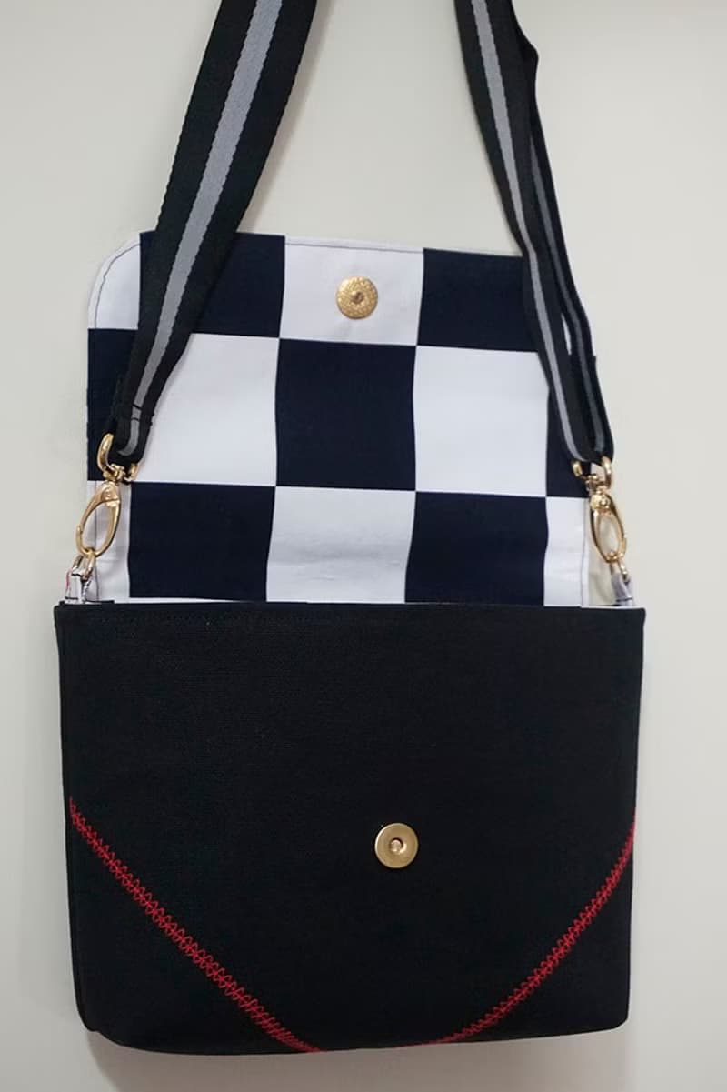 美國尖峰時刻圖案側肩包斜肩包