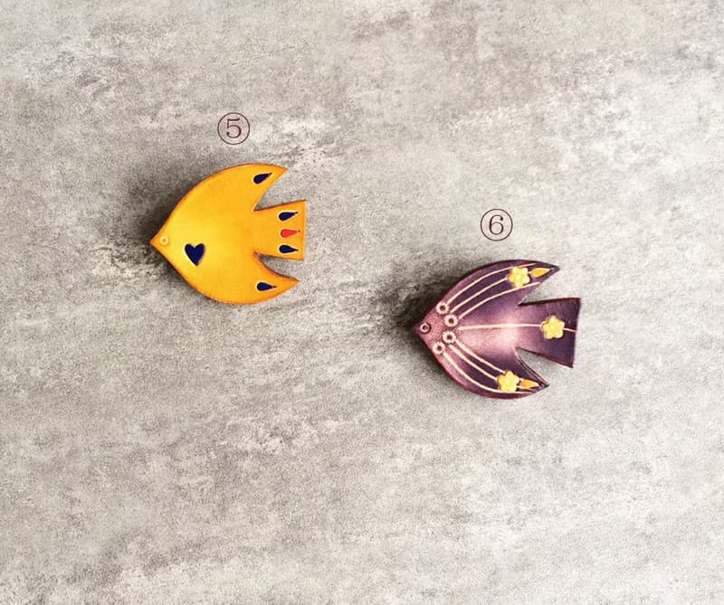 植鞣革鏤空拼色 幸運小鳥2 皮革胸針 / 別針 lucky bird brooch