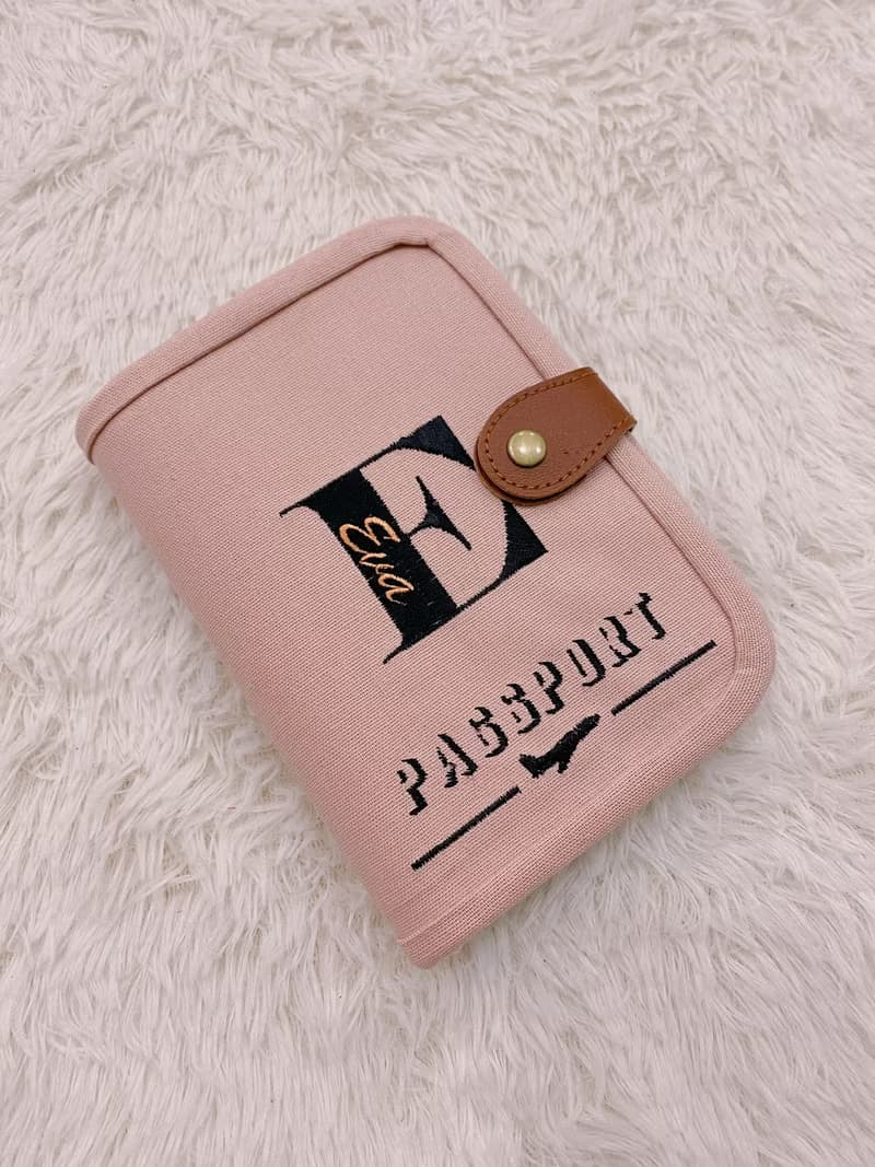 刺繡字母護照套  結婚禮物 情人節 畢業禮物 出國旅行 交換禮物