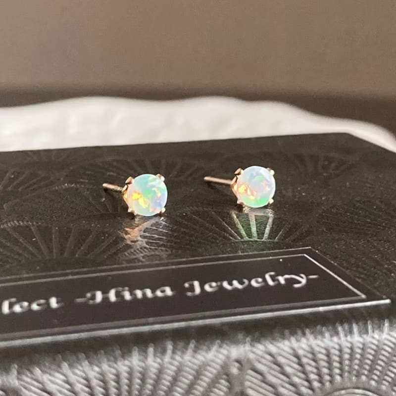 14KGF 埃塞俄比亞蛋白石 4mm耳釘 / 十月誕生石