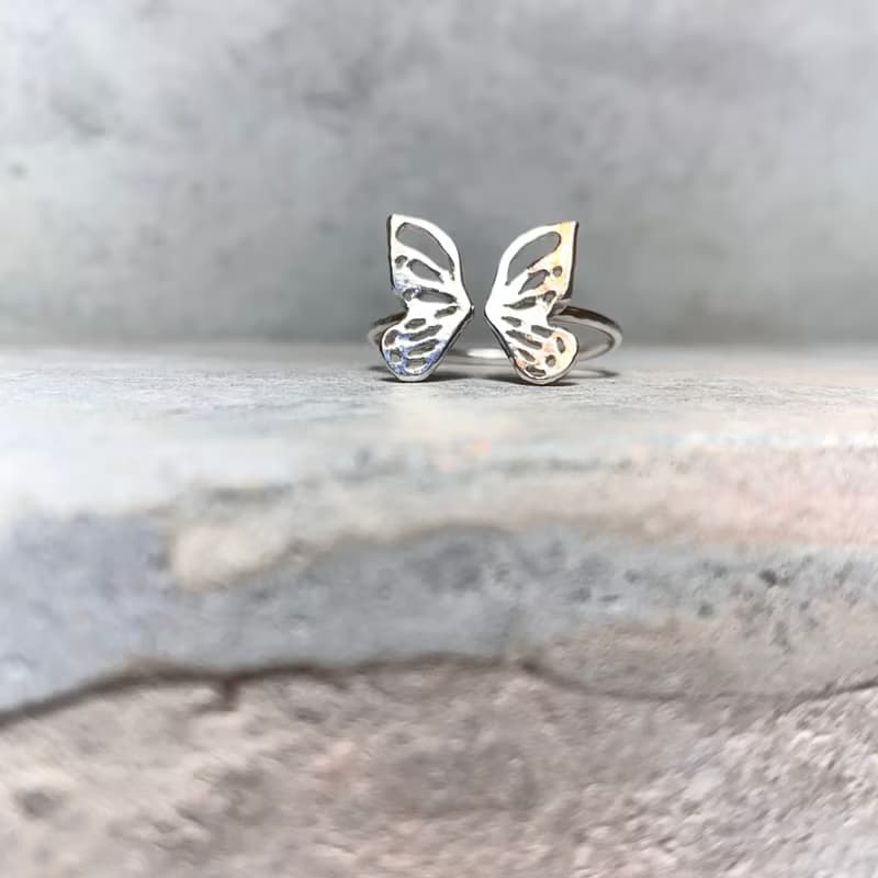 MIH 金工首飾 | Butterfly silver ring 蝴蝶 純銀戒指