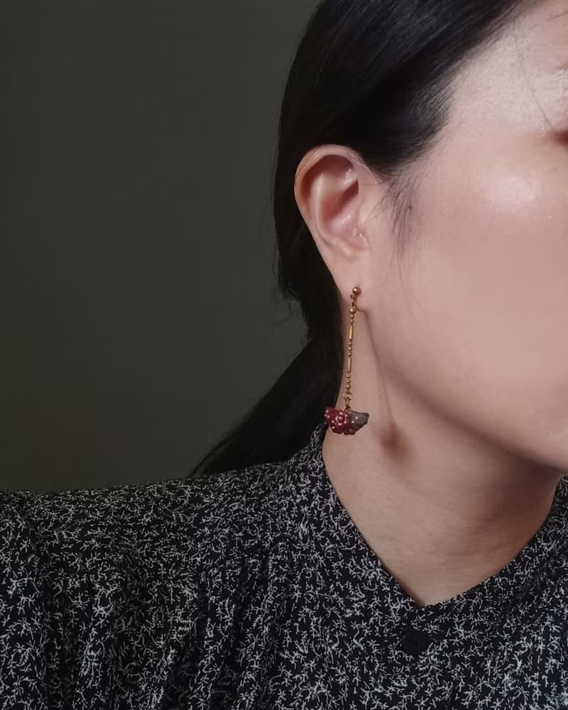 紫紅藍花團垂墜長耳環