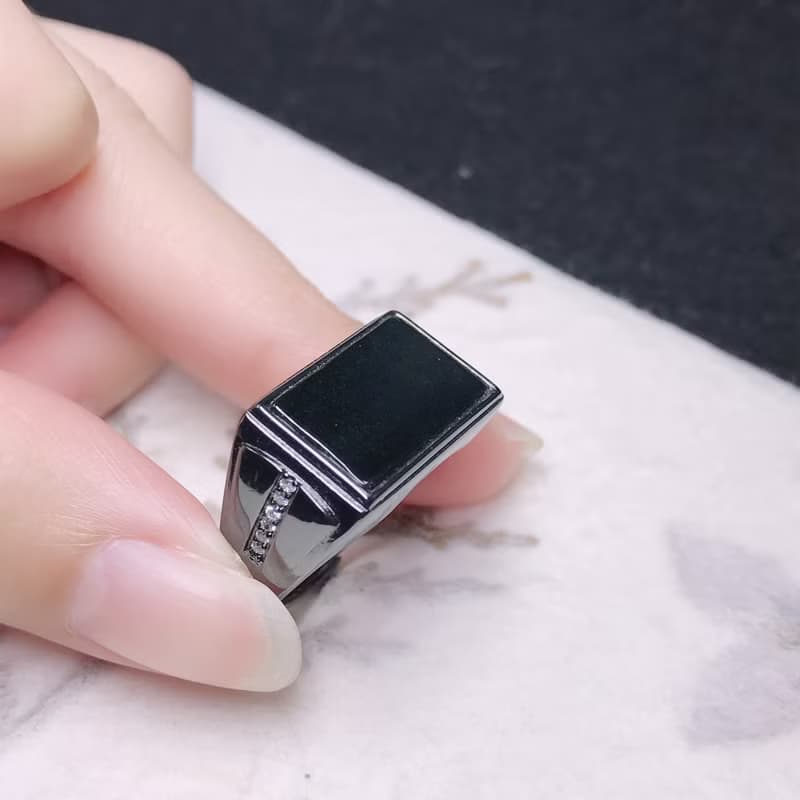 墨翠馬鞍戒指 925純銀 | 天然緬甸A貨翡翠 | 送禮