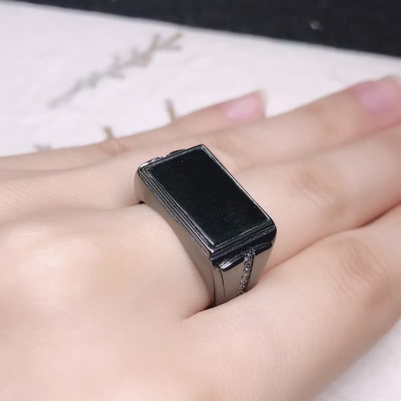 墨翠馬鞍戒指 925純銀 | 天然緬甸A貨翡翠 | 送禮