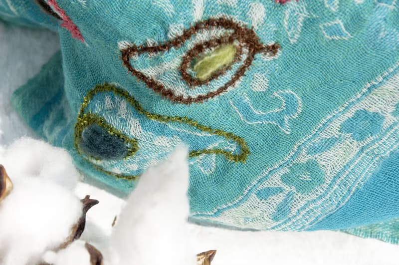 羊絨毯 刺繡毛毯 羊毛蓋毯 保暖披肩 露營毛毯 水煮羊毛披肩/針織圍巾/刺繡圍巾/羊絨披巾/喀什米爾Cashmere-花