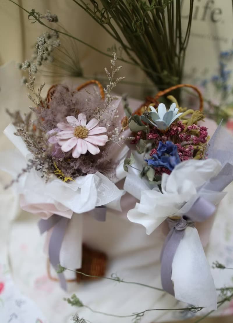 聖誕禮盒-不凋花乾燥花-春夏白色世界韓系風迷你包裝花束