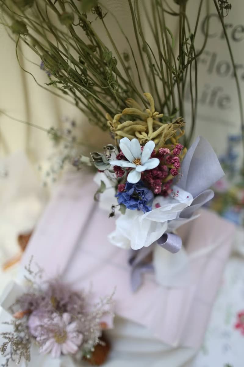 聖誕禮盒-不凋花乾燥花-春夏白色世界韓系風迷你包裝花束