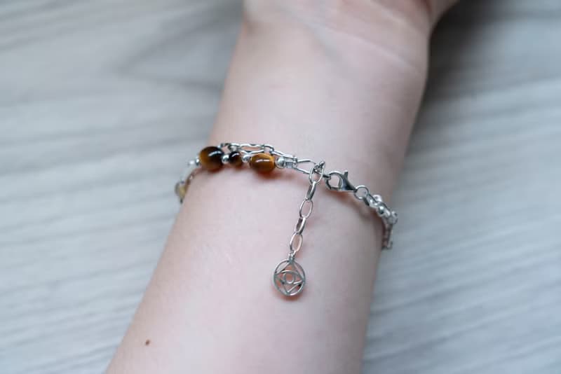 秋雨 - 虎眼石 彼得石 金髮晶 圖畫石 925純銀 手鍊