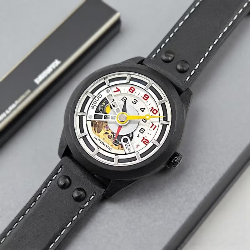 鍛造碳纖 皮帶款 黑色