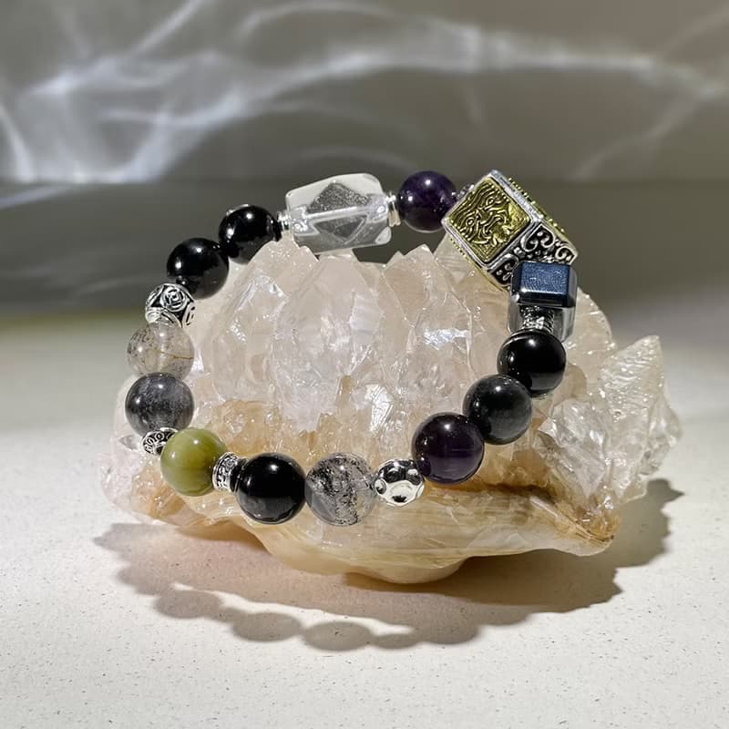 金好運系列─聖典 |金運石|閃靈鑽| 黑極光 | 水晶手鍊 A39-3