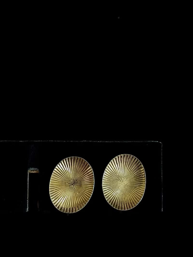 vintage jewelry  古董金色內凹放射線夾式耳環