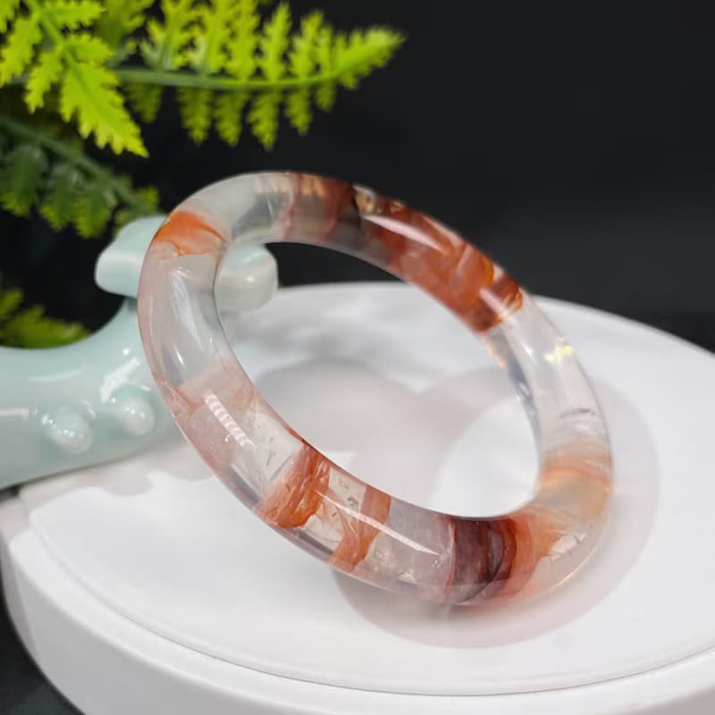 冰透鴆羽幽靈水晶手鐲58MM 彩虹星光牛血紅膠花水晶手環 助事業運