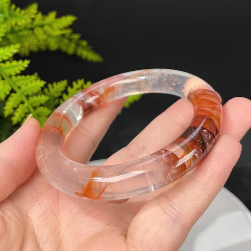 冰透鴆羽幽靈水晶手鐲58MM 彩虹星光牛血紅膠花水晶手環 助事業運