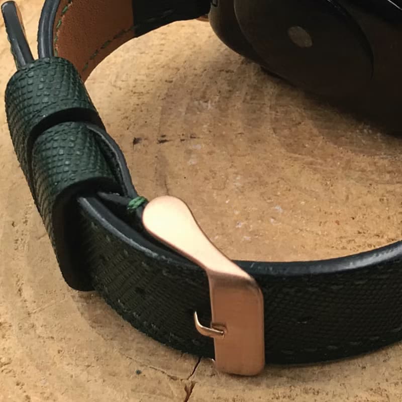 【AppleWatch錶帶】綠色十字紋牛皮/法國防汗皮/真皮皮革