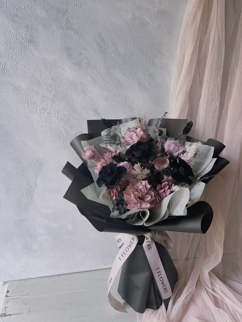 情人節花束/深情黑玫瑰永生花束