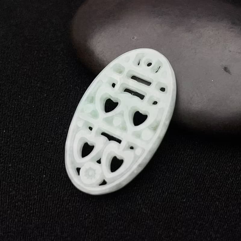 冰糯飄綠翡翠囍字吊飾 | 天然緬甸玉翡翠A貨 | 送禮