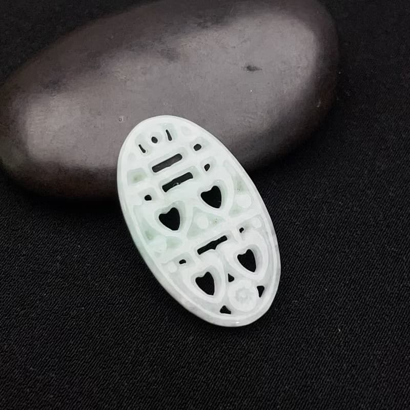 冰糯飄綠翡翠囍字吊飾 | 天然緬甸玉翡翠A貨 | 送禮