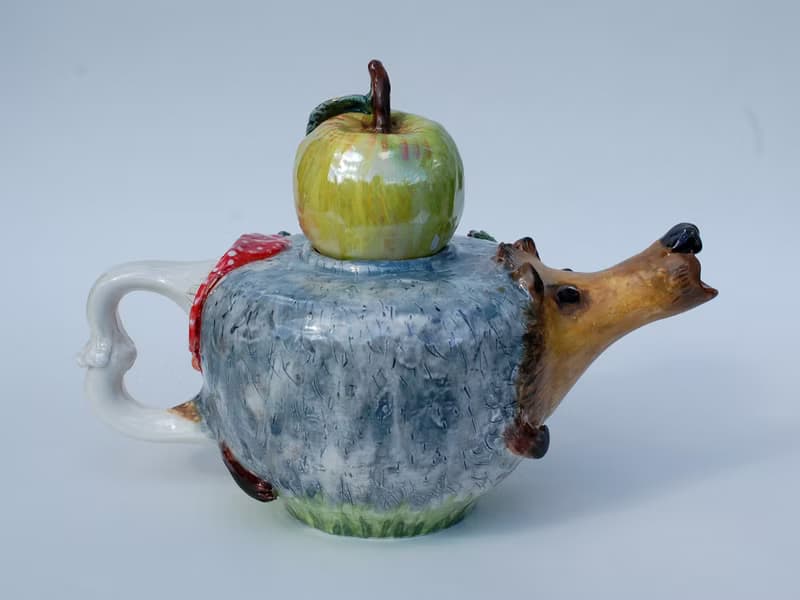 陶瓷藝術茶壺刺猬雕像森林風格雕塑茶壺漿果