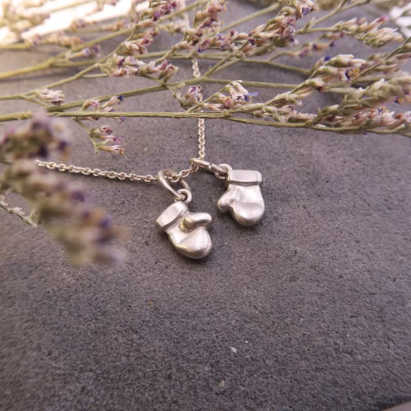 冬季手套 - 純銀迷你小物 項鍊