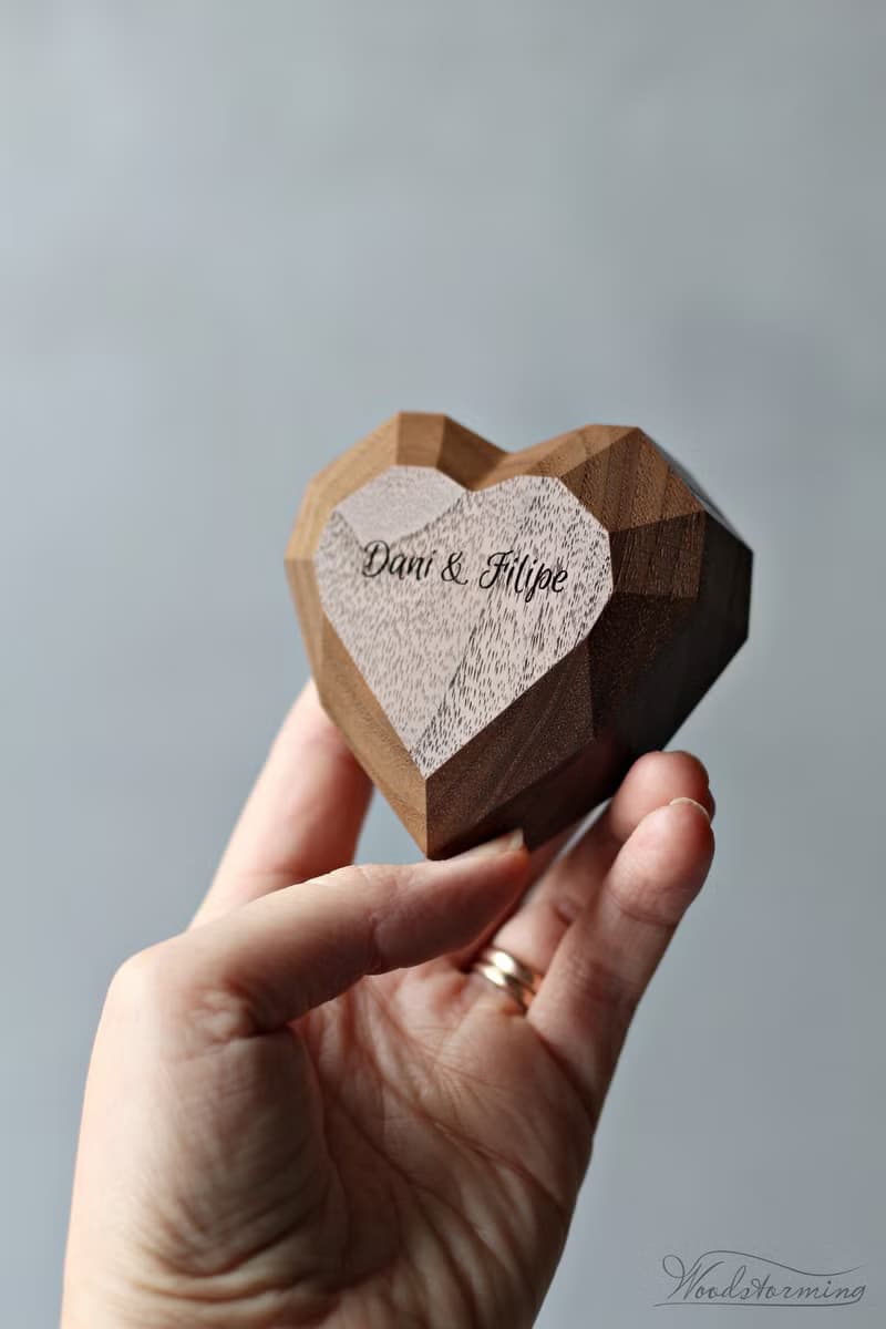 Unique rotating heart shape proposal ring box