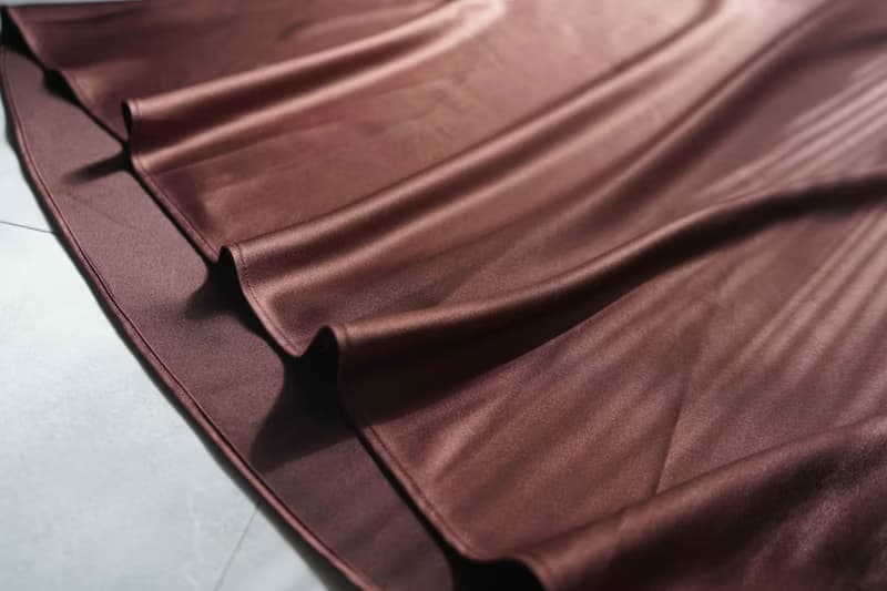 尋寶古著-濃情巧克力棕緞面光澤質感過膝裙