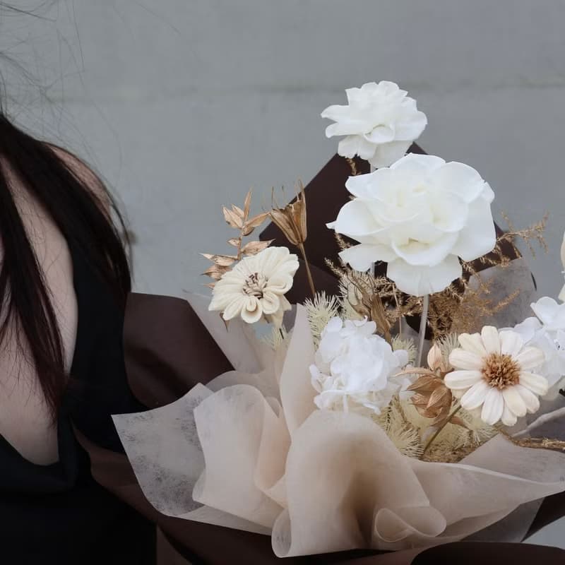 奢華白金花束 永生花束 情人節花束