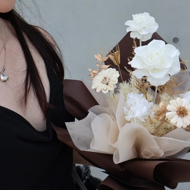 奢華白金花束 永生花束 情人節花束