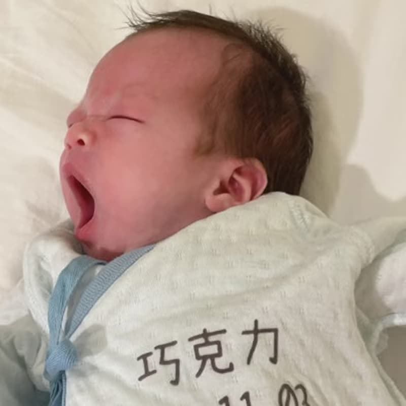 買二送一! 我愛_誰 日本蝴蝶衣柔軟親膚 新生兒禮物