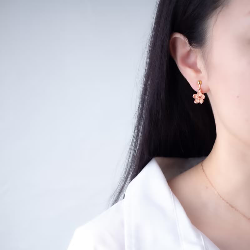 桜のフックピアス(イヤリング変更可)