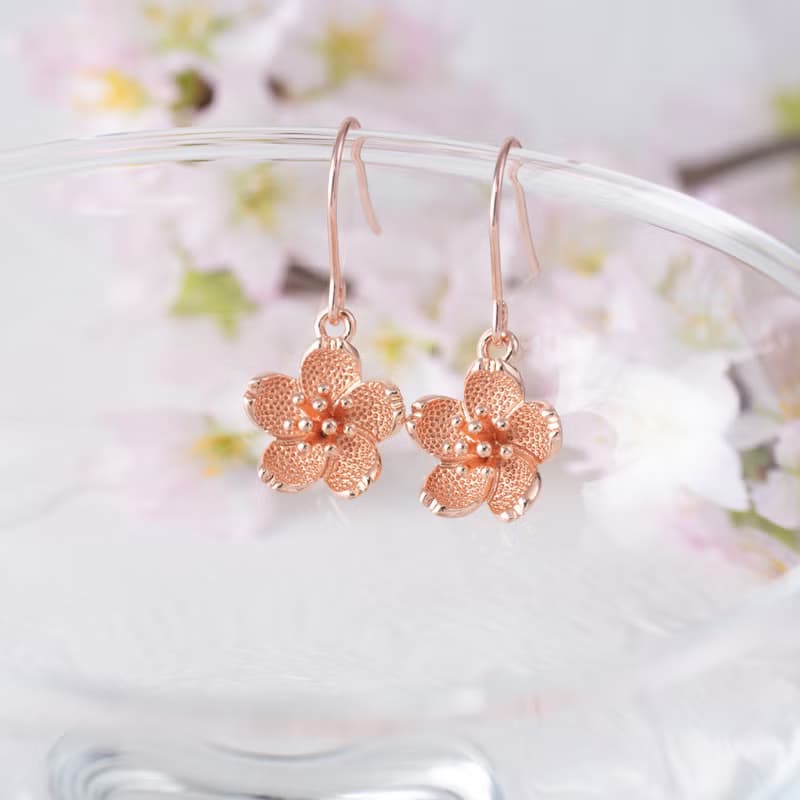 桜のフックピアス(イヤリング変更可)
