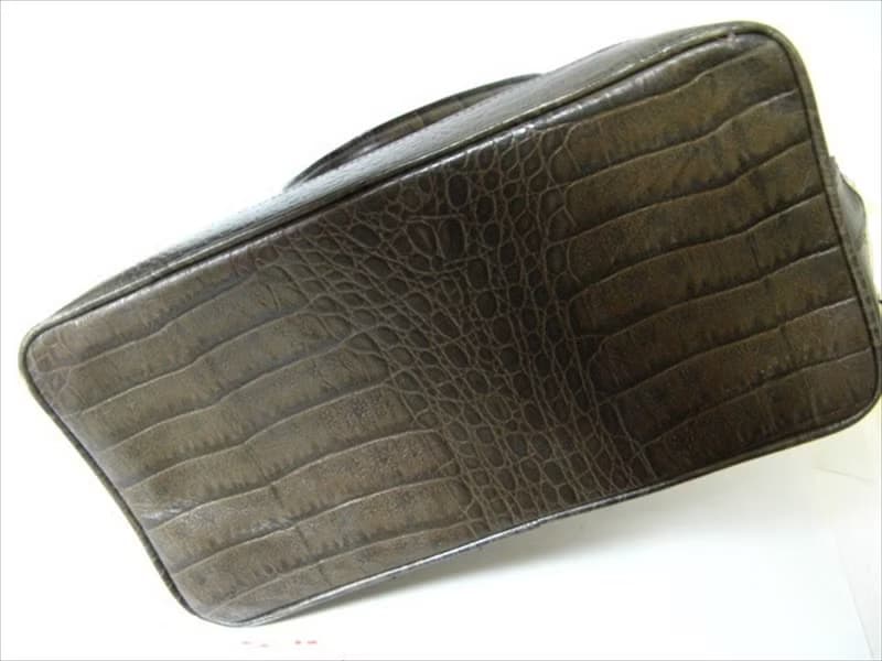 クロコダイル 型押し牛革ハンドバッグ