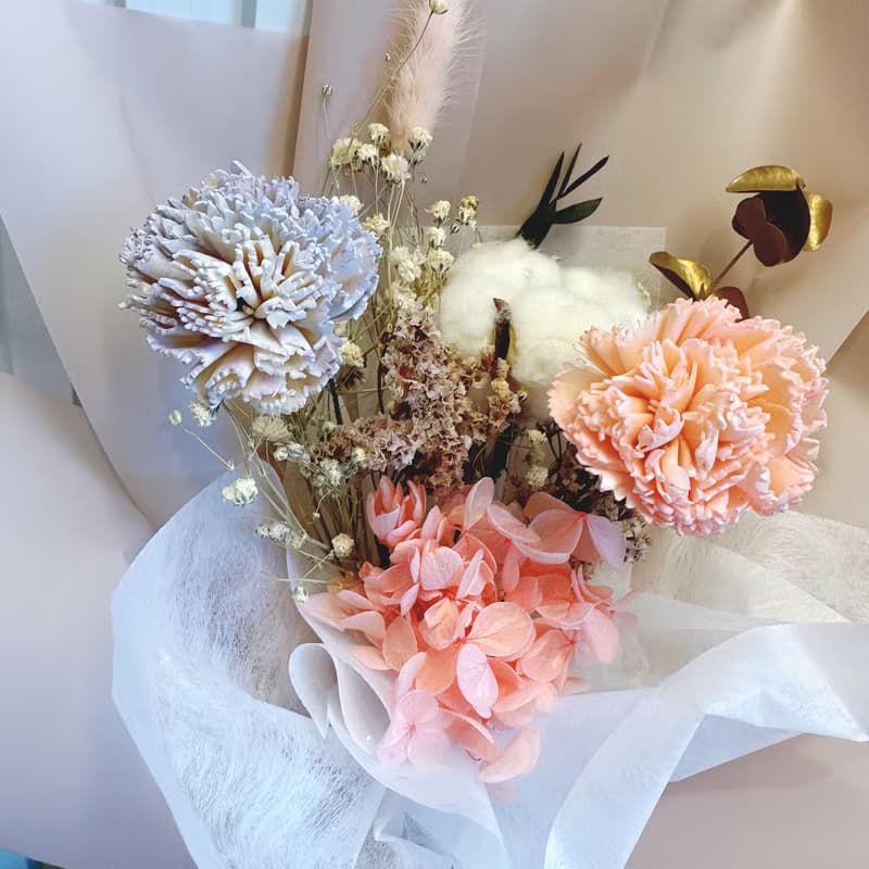 母親節大花束。母親節花束。花束。康乃馨。母親節花禮