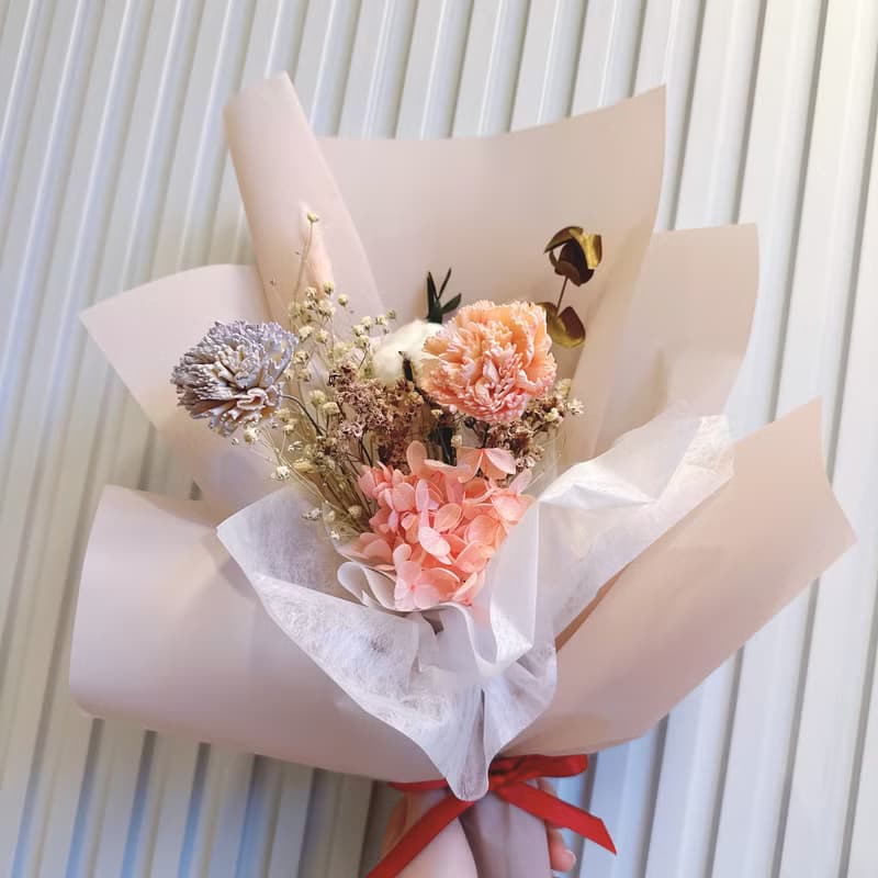 母親節大花束。母親節花束。花束。康乃馨。母親節花禮