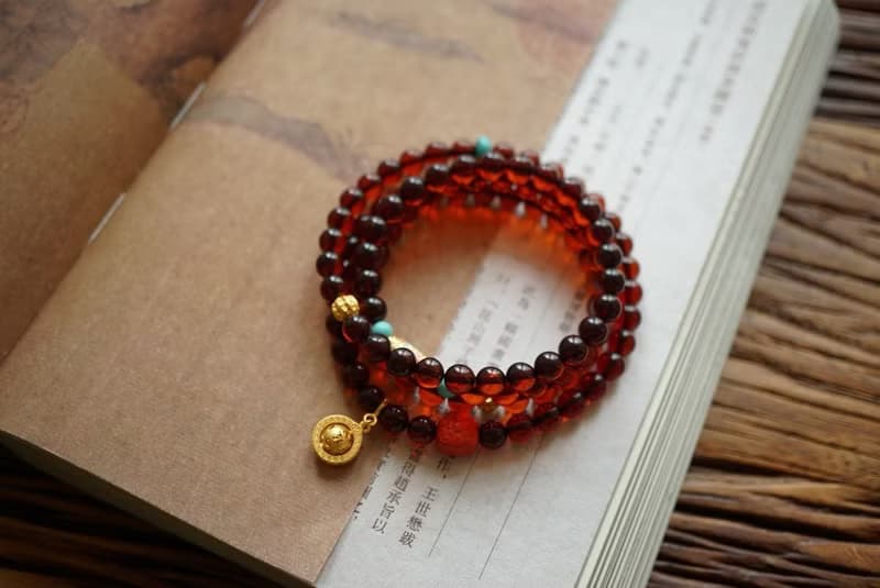 6mm天然原礦血珀 古法銀配飾朱砂配飾。設計多圈手鍊手串項鍊s