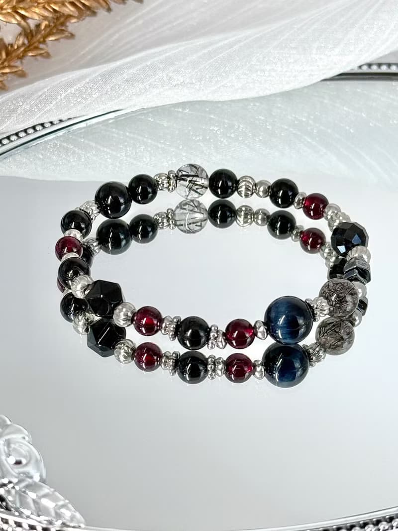女王律令水晶手鍊 - 醫療鋼/鷹眼石/黑髮晶/黑碧璽/紅石榴石