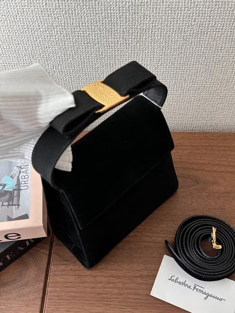 中古包 Ferragamo菲拉格慕 蝴蝶結禮物盒子手袋