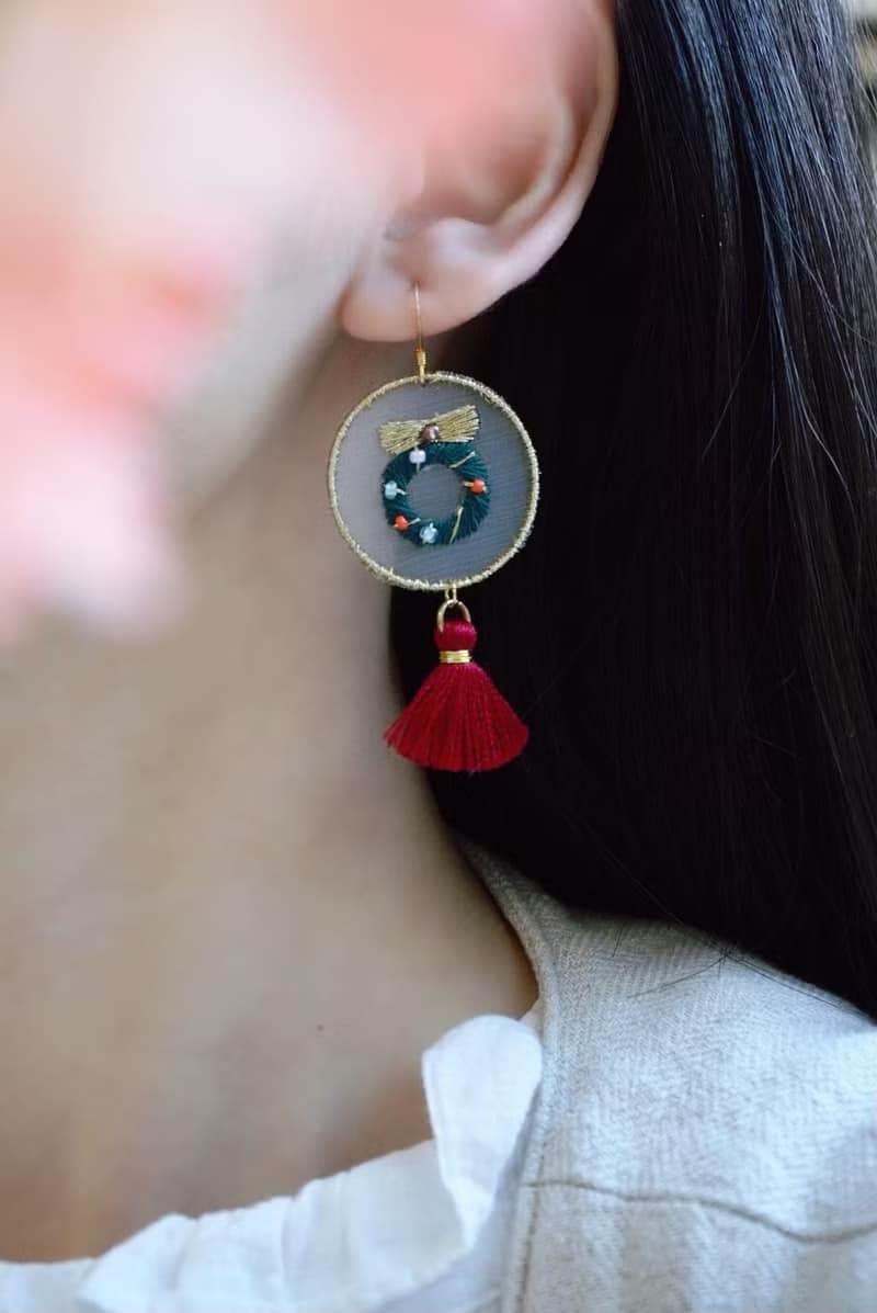 聖誕主題 純手工雙面刺繡 聖誕花環耳環 耳夾