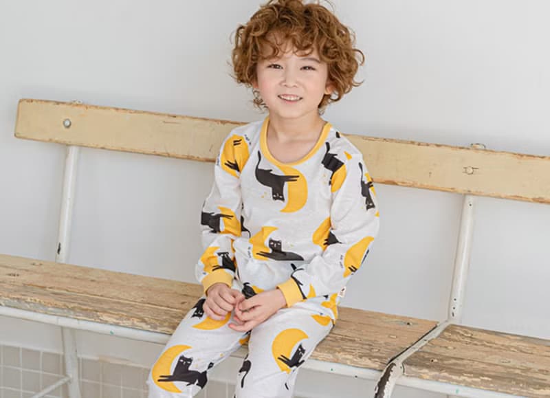 月光下的黑貓-輕透空氣衣長袖韓國童裝-K22209