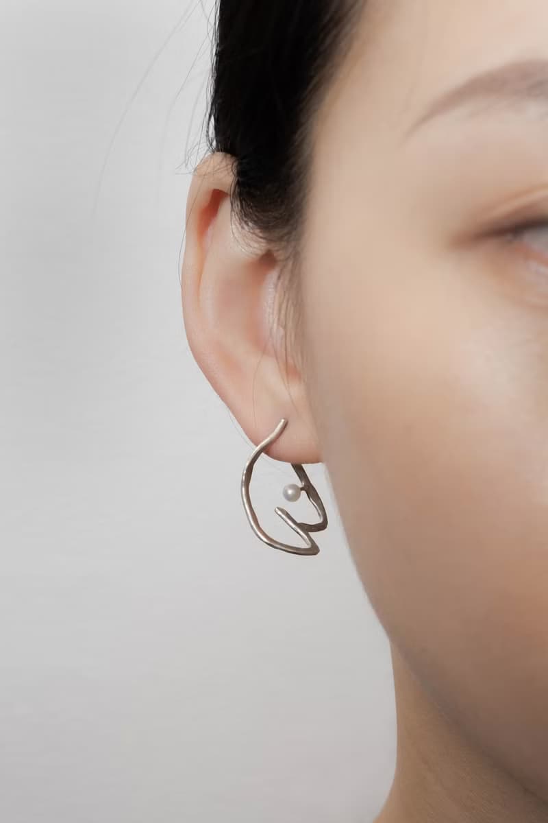 JUelry x ChouYi 人形耳環(銀)(珍珠) - Human Earrings (pearl)