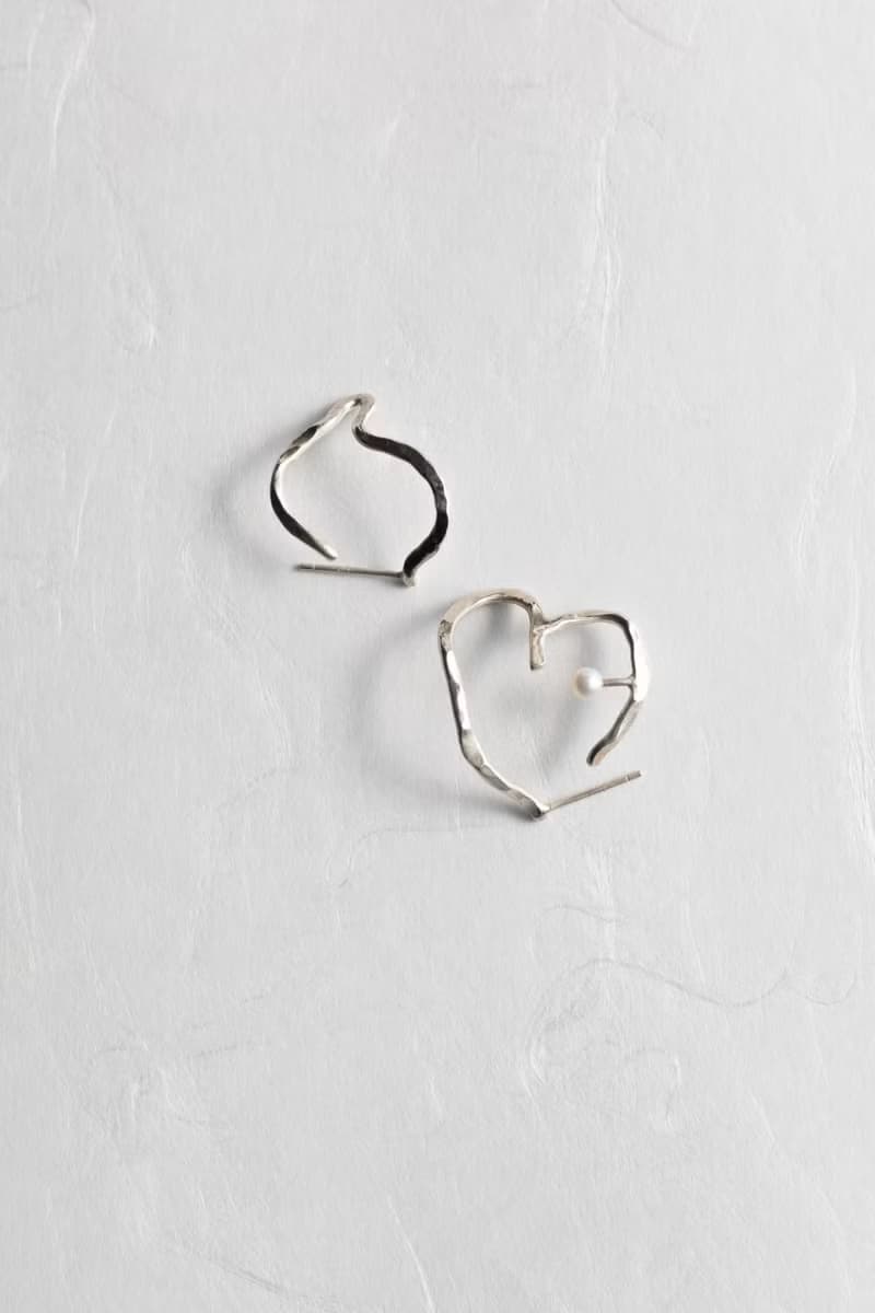 JUelry x ChouYi 人形耳環(銀)(珍珠) - Human Earrings (pearl)