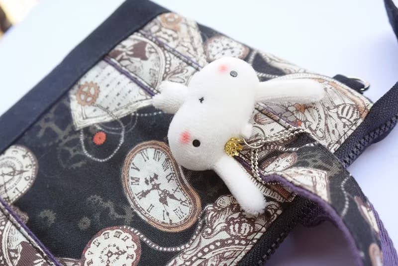 Bucute愛麗絲華麗隨時滑手機小小包/生日禮物/交換禮物/手作