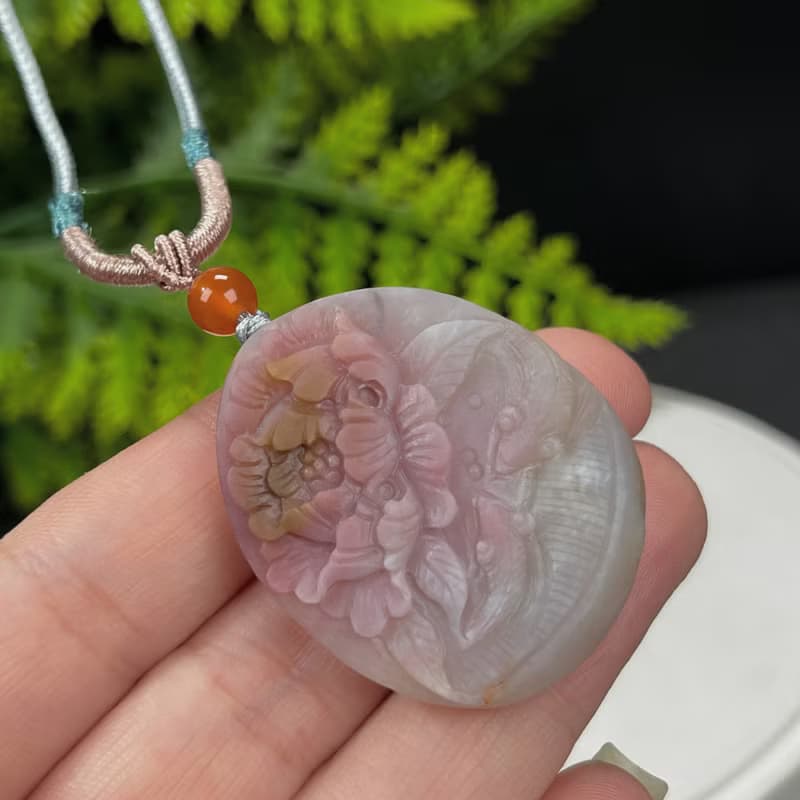 高品質鹽源瑪瑙吊墜項錬粉紫綠啞光手雕魚戲荷花富貴吉祥連年有余