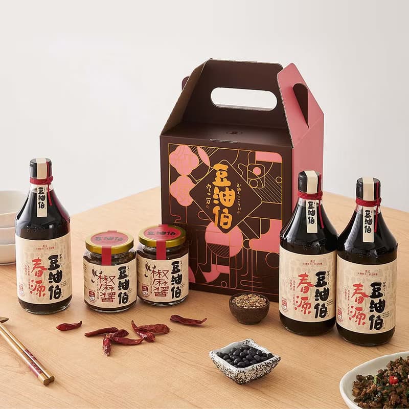 【免運組】【豆油伯】春香醬油醬料 母親節禮盒組(禮盒隨機不挑色