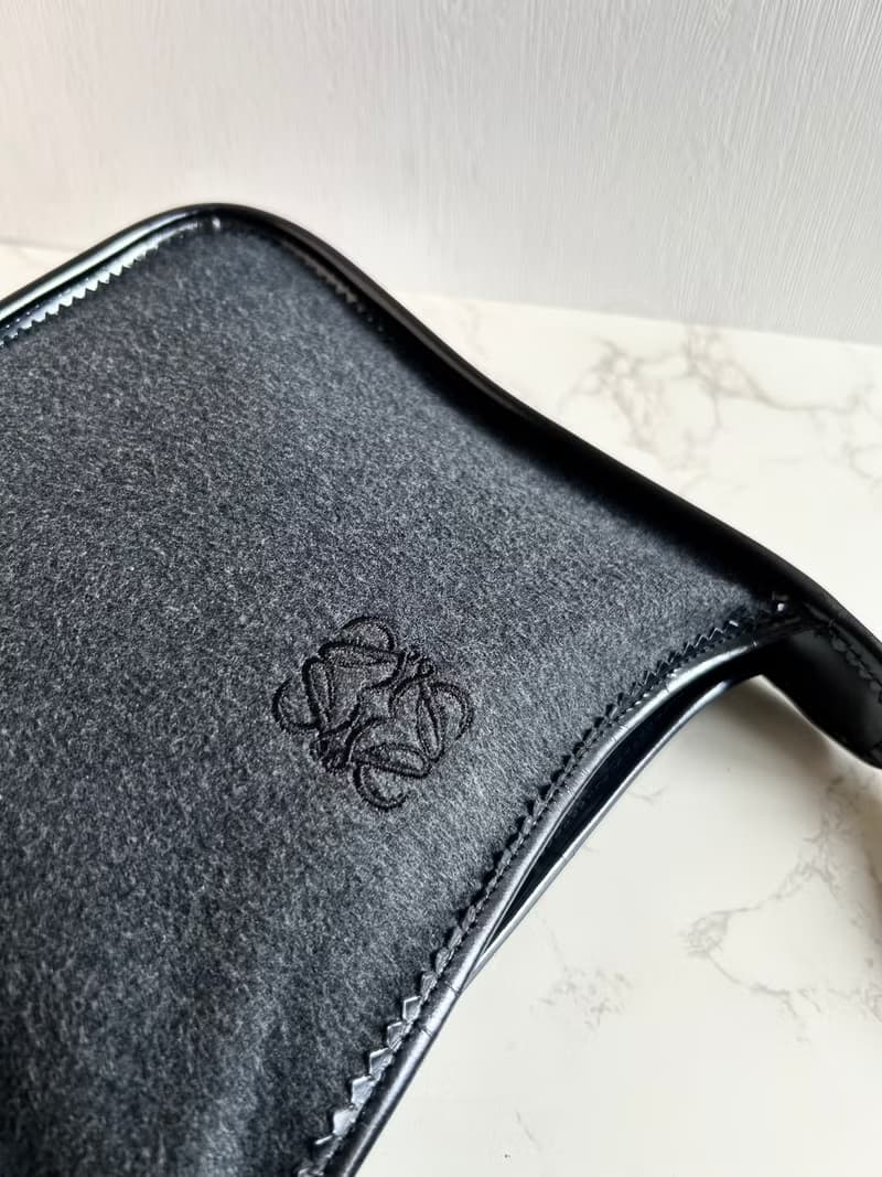 絕版中古包 Loewe 黑灰色拼皮流浪包 側背包 單肩包 二手古董包