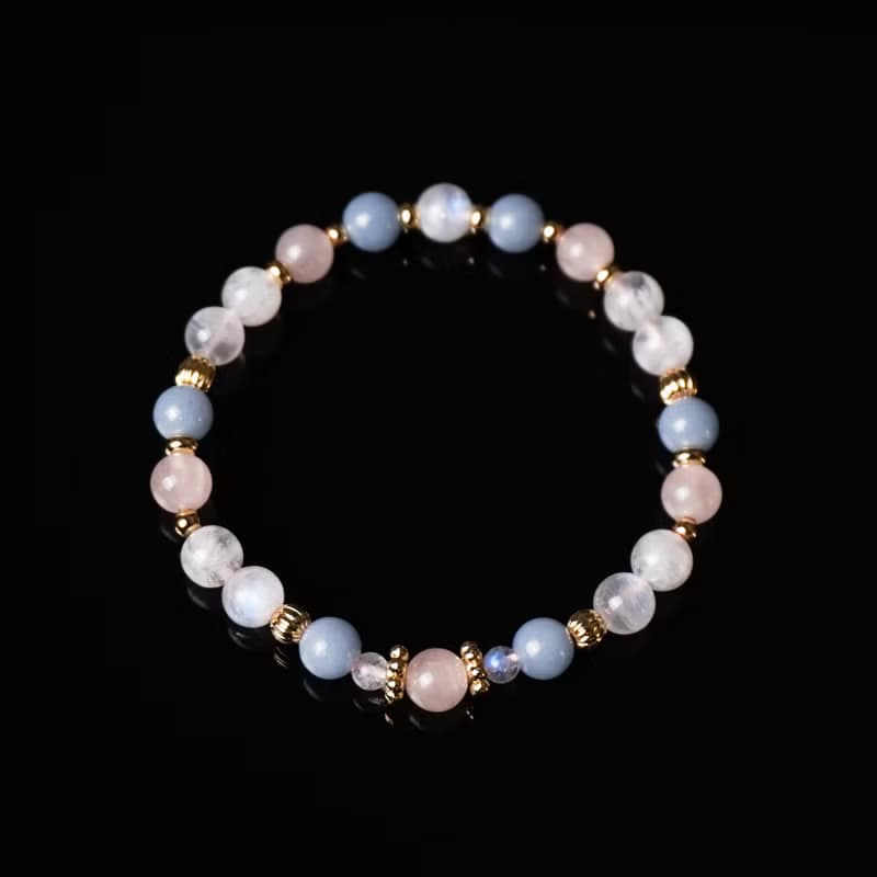 天使的祝福 // 月光石粉水晶天使石 手鍊 // 人緣 桃花 溝通 療癒