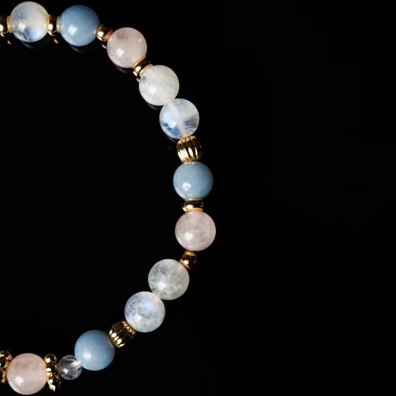 天使的祝福 // 月光石粉水晶天使石 手鍊 // 人緣 桃花 溝通 療癒