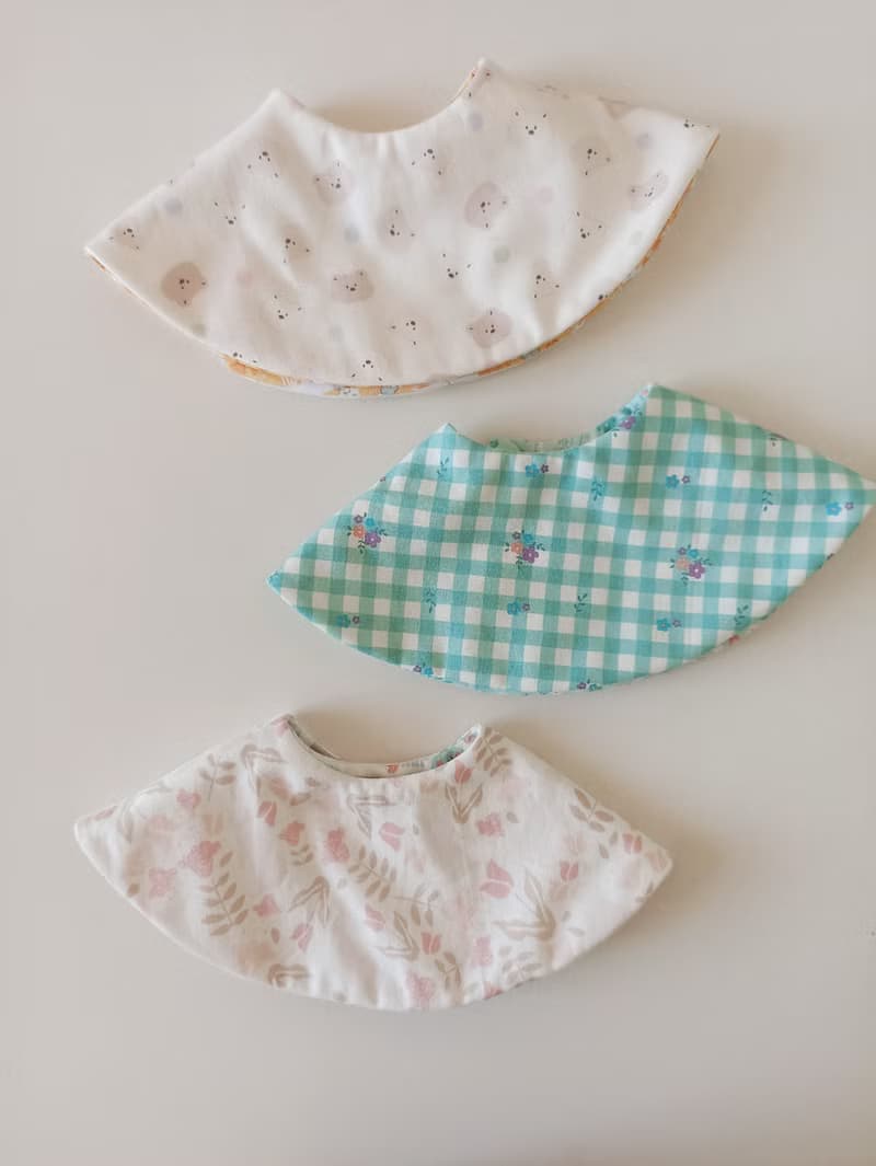 【11/14後出貨】彌月禮物 轉轉C兜  圍兜  口水巾 嬰兒圍兜 防水