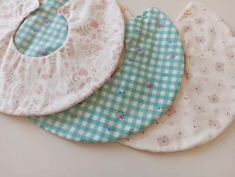 【11/14後出貨】彌月禮物 轉轉C兜  圍兜  口水巾 嬰兒圍兜 防水