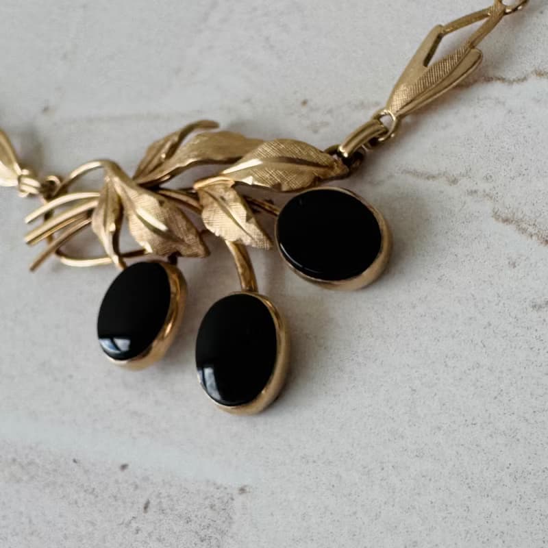 Vintage Van Dell 1950s necklace 12k goldfilled  black onyx stones USA jewelr
